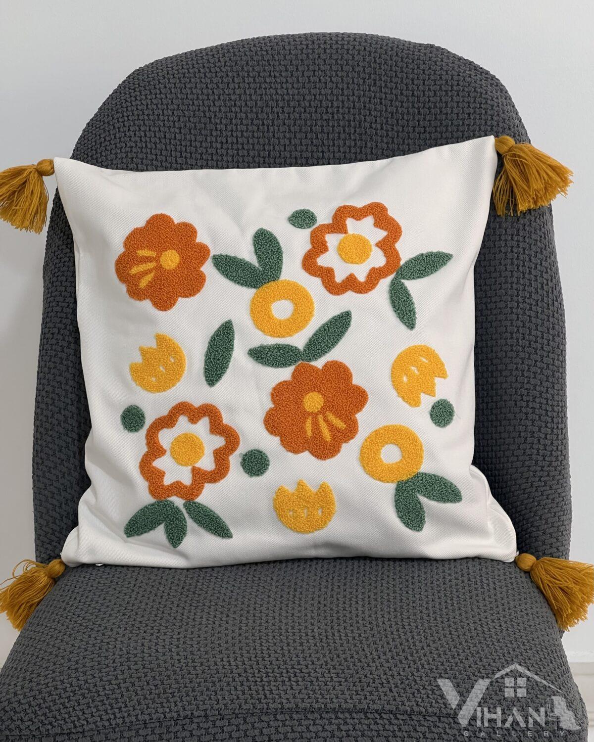 IMG_9222 کاور کوسن پانچ منگوله - تصویر 1