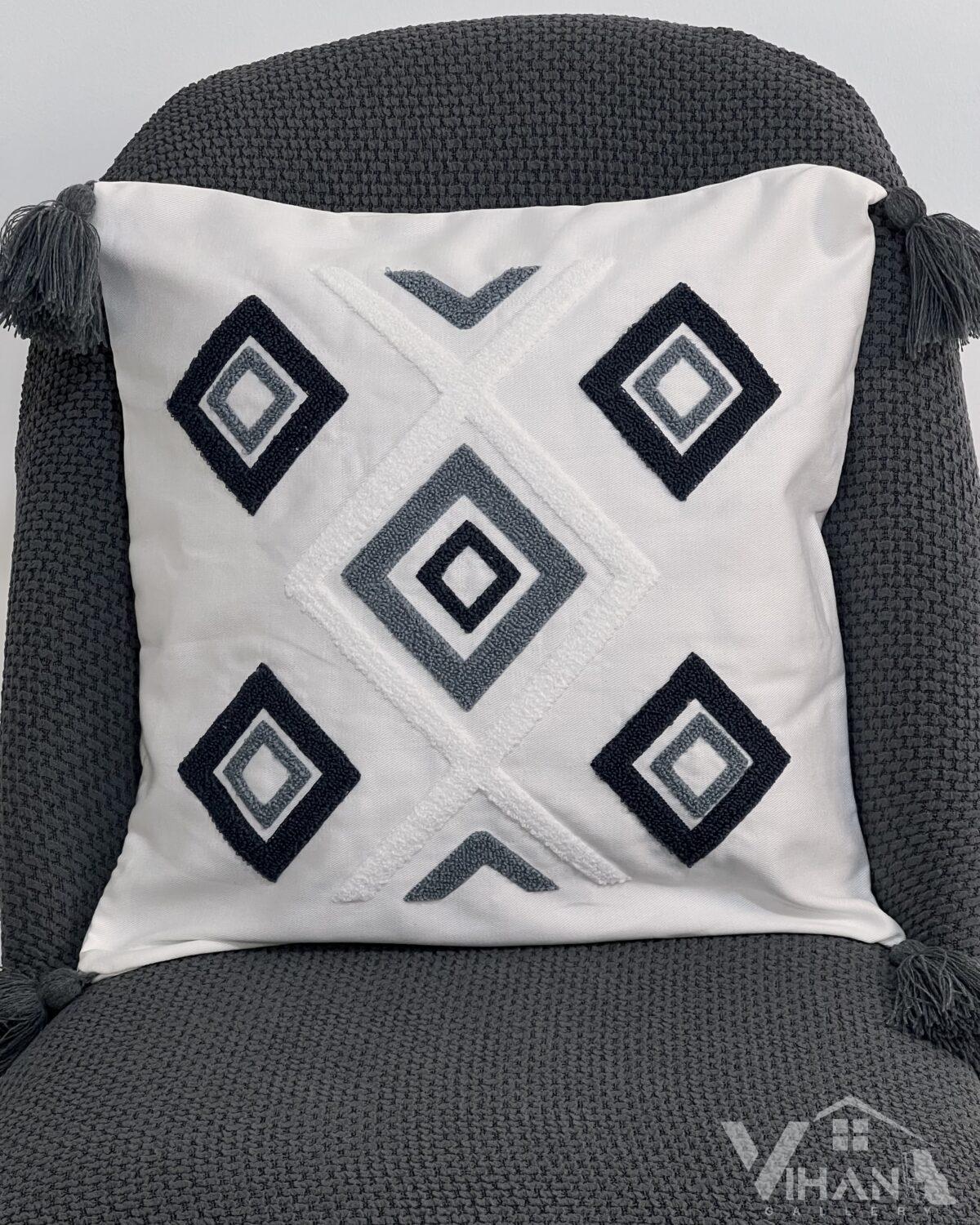 کاور کوسن پانچ منگوله - تصویر 1