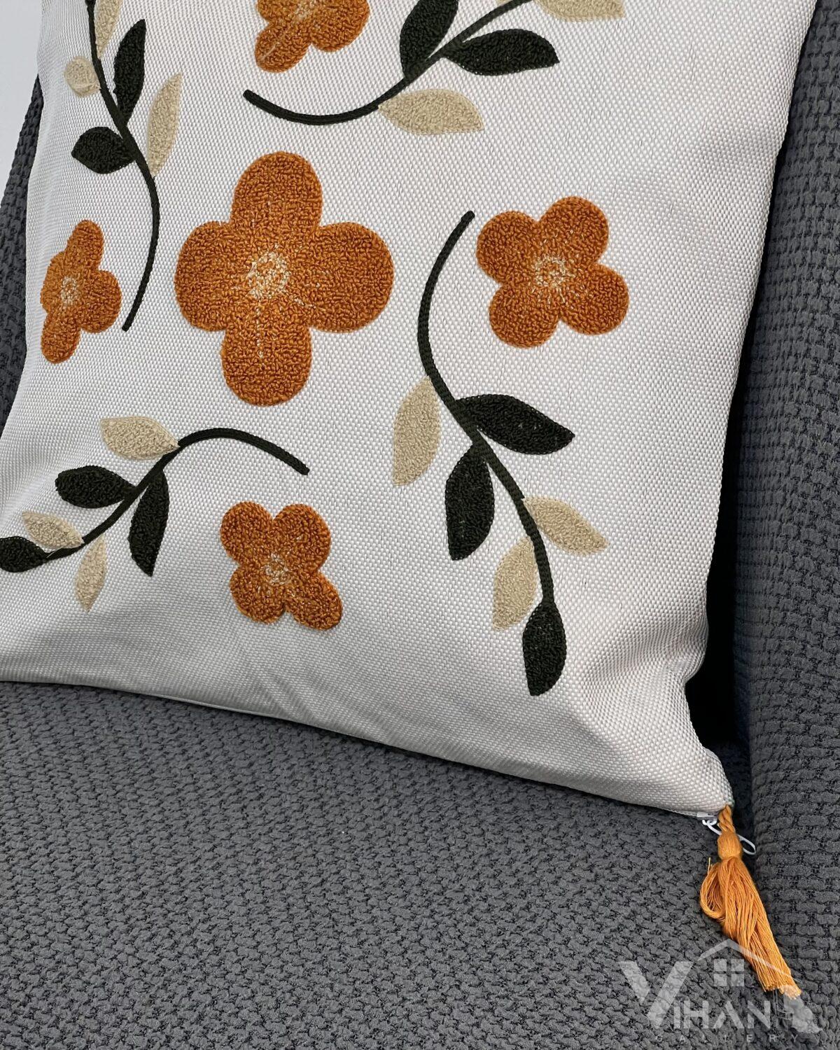 IMG_9240 کاور کوسن پانچ منگوله - تصویر 1